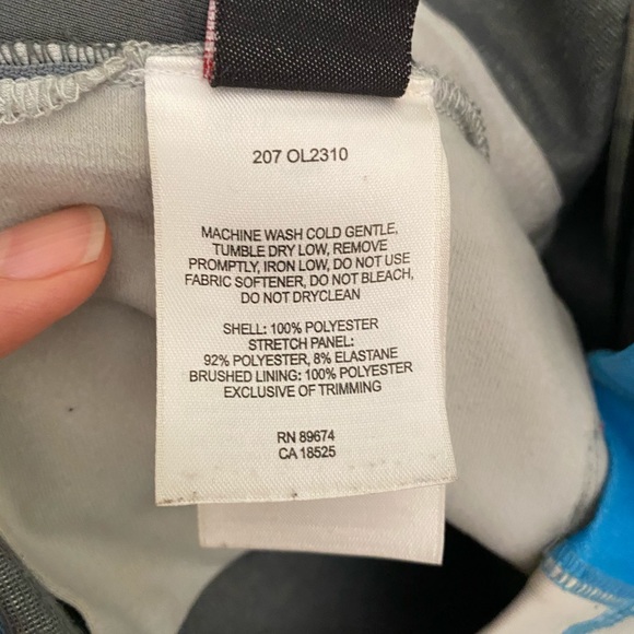 Mountain Hardwear wind stopper shell/jacket - Picture 9 of 15